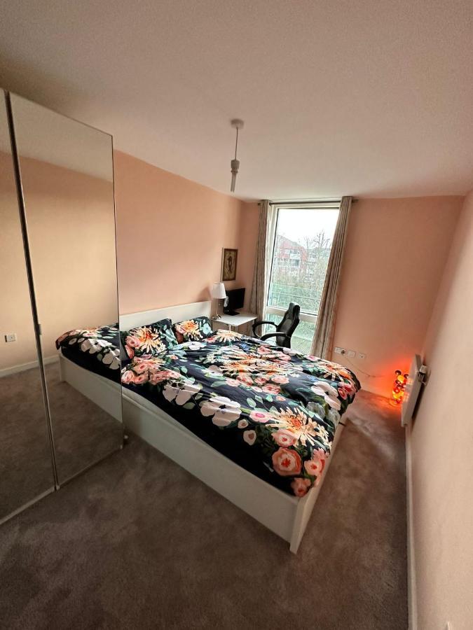 Repton House Bed and Breakfast Woodford Exteriör bild